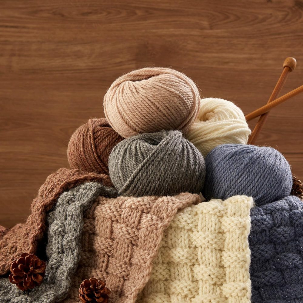 100% Merino Wool Yarn, 3-Ply Luxurious and Soft Yarn for Hand Knitting & Crocheting (Evergreen, 3Balls) - Image 6